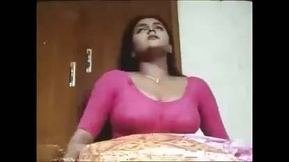 Mooie ситоняшка zuigt lul nederlandse free porno