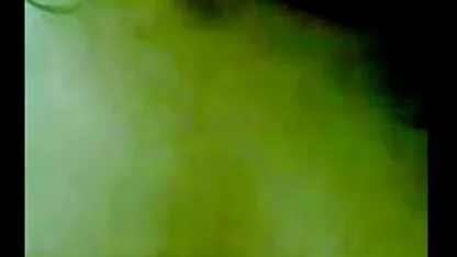 Shemale girl zuigt aan zichzelf. nederlandse webcam sex