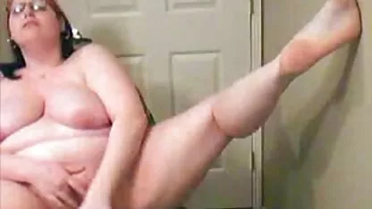 Bdsm porno met vrouw Anja Kinski in latex en slaven in bondage gratis nederlandse seksfilm touw