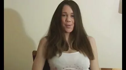 Porno in studentenhuis met Kennedy Leigh nederlandse sex filmpje