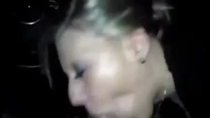 Betrapt en vrij pijnlijke nederlandse neukfilm prostituee in de auto