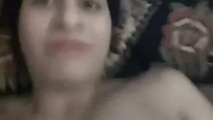 Feministen hard geslagen en geneukt gratis ned porno man
