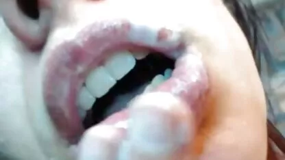 Grote mooie nederlands porno gratis tieten op het strand