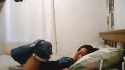 Jonge nederlandse amateur porno films moeder pijpte en liet sperma op haar gezicht.