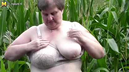 Mooie amateurporno op het strand gratis sexfilm nederlands